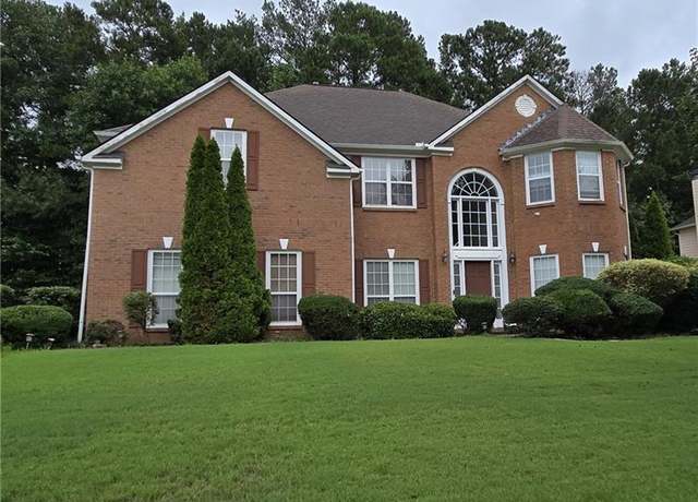 Property at 10183 N Links Dr, Covington, GA 30014, 4 beds, 2.5 baths