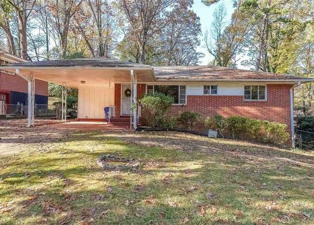 Property at 2715 Connally Dr SW, Atlanta, GA 30311, 3 beds, 1.5 baths