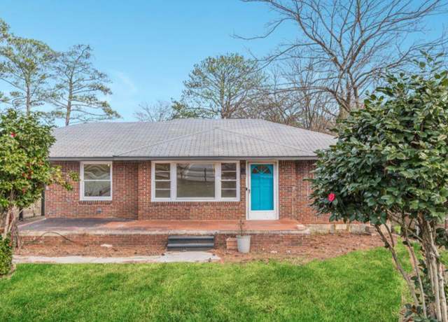 Property at 4624 College St, Forest Park, GA 30297, 3 beds, 1 bath