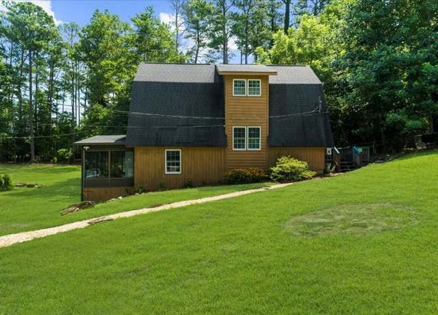 Property at 5851 Dolvin Ln, Buford, GA 30518, 3 beds, 2 baths