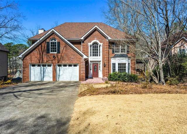 Property at 724 Laurel Chase SW, Marietta, GA 30064, 5 beds, 3.5 baths
