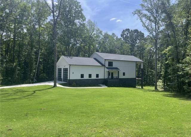 Property at 221 Dragonfly Cv, Toccoa, GA 30577, 3 beds, 3.5 baths