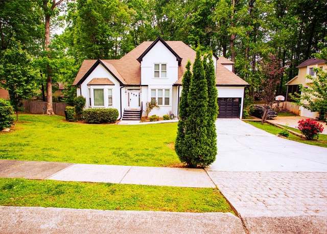 Property at 6147 Pritchett Dr, Powder Springs, GA 30127, 6 beds, 4 baths