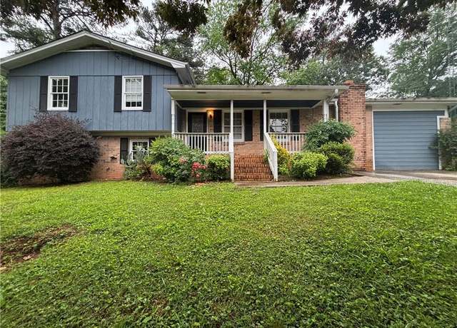 Property at 4718 City View Dr, Forest Park, GA 30297, 3 beds, 2 baths
