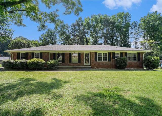 Property at 1663 Pounds Rd SW, Stone Mountain, GA 30087, 3 beds, 2 baths