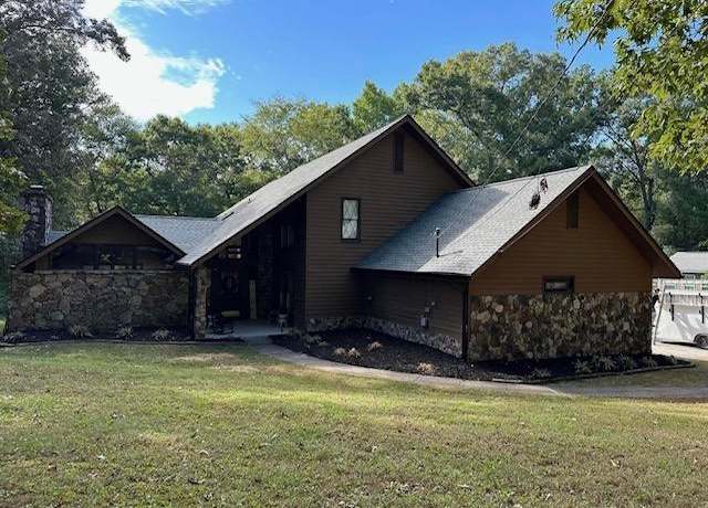 Property at 134 Cherokee Cir, Cedartown, GA 30125, 4 beds, 3 baths