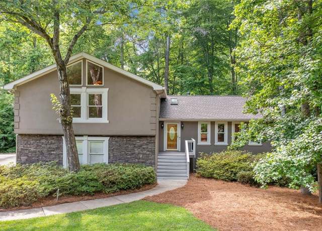 Property at 2717 Hearthstone Cir, Marietta, GA 30062, 5 beds, 3.5 baths