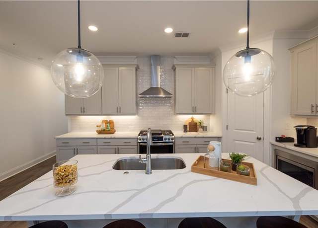 Property at 1005 Crown Oak St #44, Johns Creek, GA 30022, 4 beds, 3.5 baths