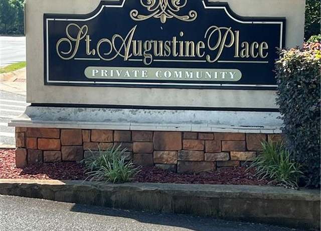 Property at 1208 Augusta Dr SE #1208, Marietta, GA 30067, 3 beds, 2 baths