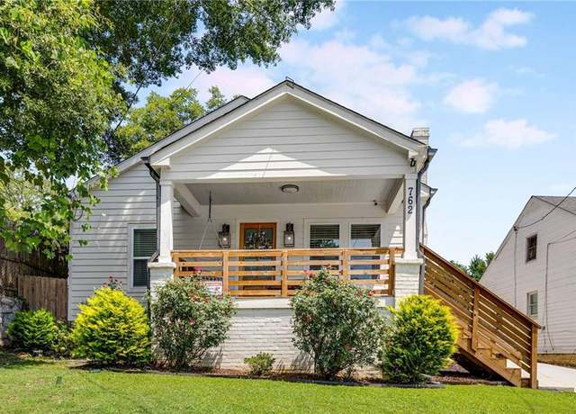 Property at 762 Avenida St SW, Atlanta, GA 30310, 3 beds, 2 baths