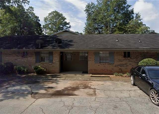 Property at 897 Six Oaks Cir Unit B, Norcross, GA 30093, 2 beds, 1 bath