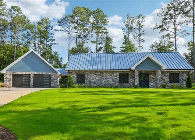 Property at 40 Red Oak Cir, Buchanan, GA 30113, 3 beds, 3 baths