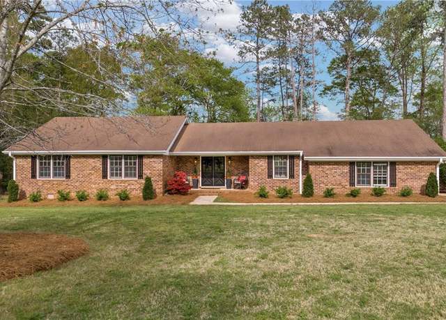 Property at 1231 Windy Creek Dr, Watkinsville, GA 30677, 3 beds, 2 baths