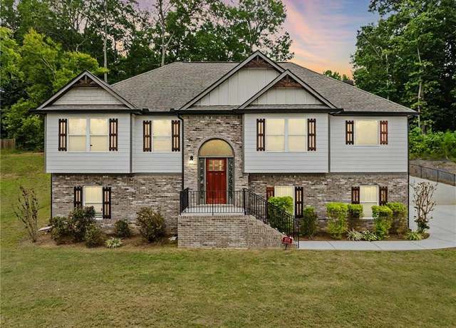 Property at 204 Arapahoe Ct, Villa Rica, GA 30180, 5 beds, 3 baths