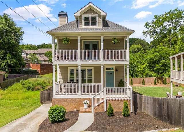 Property at 925 Hill St SE, Atlanta, GA 30315, 3 beds, 2.5 baths
