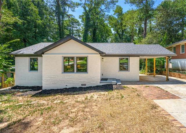 Property at 2133 Trailwood Rd, Decatur, GA 30032, 3 beds, 2 baths