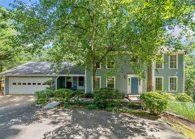 Property at 551 Duke Dr, Marietta, GA 30066, 6 beds, 5 baths