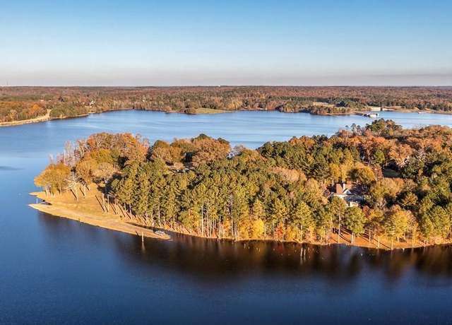 Property at 175 Evans Dr, Bogart, GA 30622, 3 beds, 2 baths