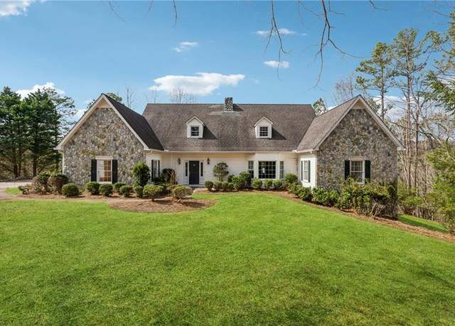 Property at 5515 Punkintown Rd, Douglasville, GA 30135, 4 beds, 3.5 baths