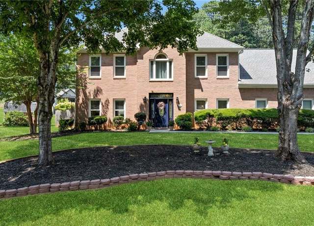 Property at 1668 Stony Creek Way SW, Lilburn, GA 30047, 4 beds, 2.5 baths