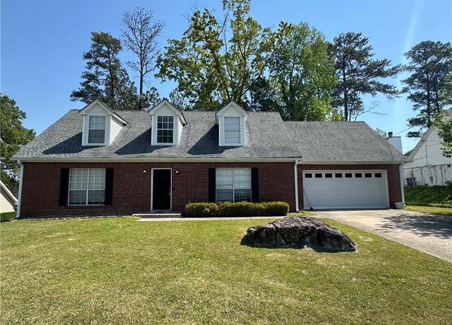 Property at 6452 Berryside Dr, Lithonia, GA 30058, 3 beds, 2.5 baths