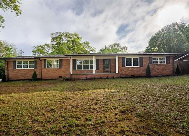 Property at 3446 Keith Bridge Rd, Gainesville, GA 30504, 3 beds, 2 baths
