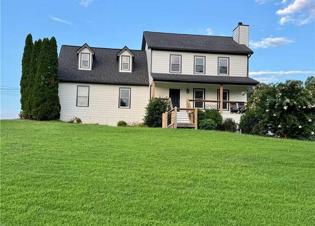 Property at 4655 Quail Pointe Dr, Flowery Branch, GA 30542, 4 beds, 2.5 baths