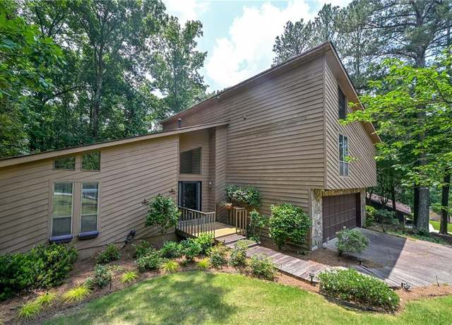 Property at 2235 Six Branches Dr, Roswell, GA 30076, 4 beds, 3.5 baths