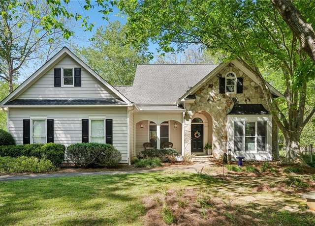 Property at 2095 Southers Cir, Suwanee, GA 30024, 3 beds, 2.5 baths