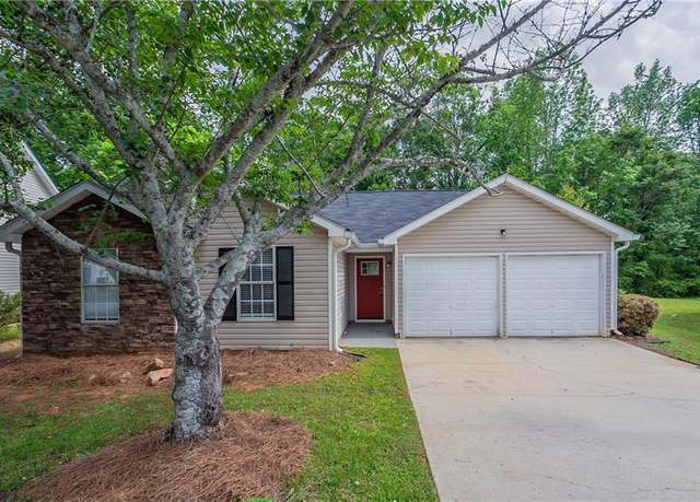 Property at 4096 Waldrop Hills Dr, Decatur, GA 30034, 3 beds, 2 baths