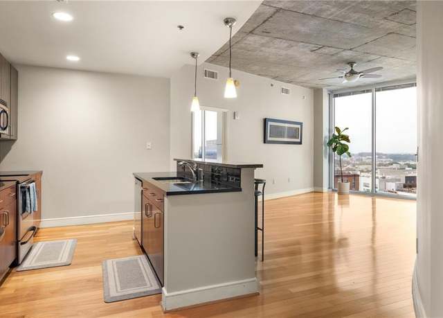 Property at 44 Peachtree Pl NE #1824, Atlanta, GA 30309, 2 beds, 2 baths