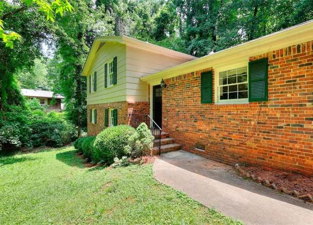 Property at 2802 Leisure Woods Ln, Decatur, GA 30034, 5 beds, 2 baths