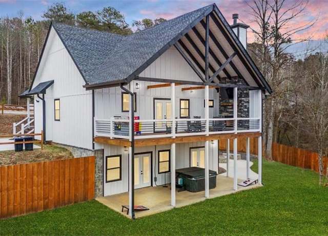 Property at 204 Mountain Trce, Ellijay, GA 30540, 3 beds, 2.5 baths