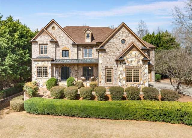 Property at 335 Creek Pt, Milton, GA 30004, 6 beds, 6.5 baths