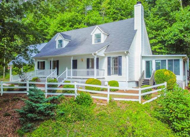 Property at 4902 J M Turk Rd, Flowery Branch, GA 30542, 4 beds, 3 baths