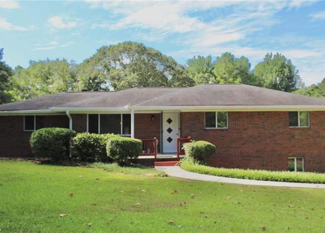 Property at 1631 Oak Rd, Snellville, GA 30078, 3 beds, 2 baths