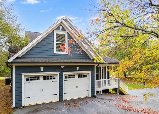 Property at 210 Pine Valley Rd, Hiram, GA 30141, 3 beds, 2.5 baths