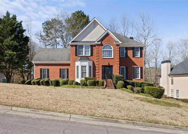 Property at 231 Beechwood Ln, Stone Mountain, GA 30087, 5 beds, 2.5 baths