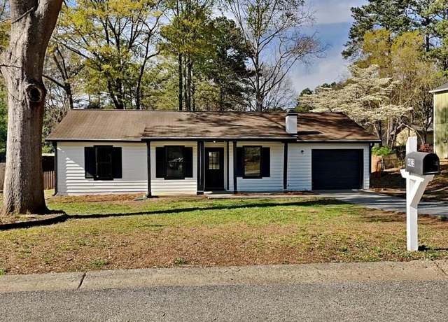 Property at 4805 Kellys Mill Dr NW, Lilburn, GA 30047, 3 beds, 2 baths