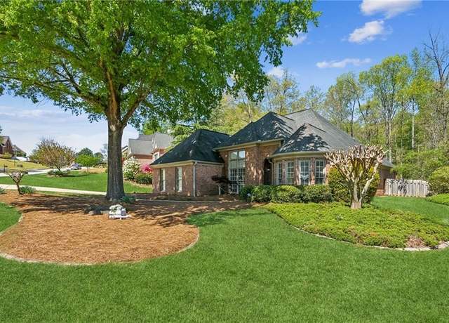 Property at 6382 Mountain Ridge Cir, Sugar Hill, GA 30518, 4 beds, 3 baths