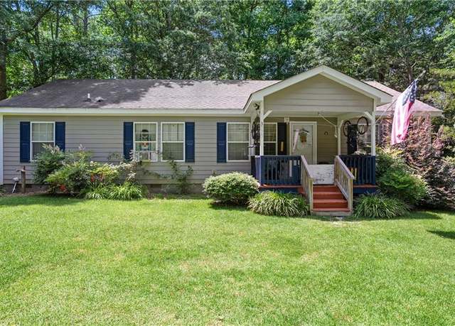 Property at 3775 Tommy Lee Cook Rd, Newnan, GA 30263, 3 beds, 2 baths