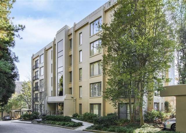 Property at 2769 Peachtree Rd NE #10, Atlanta, GA 30305, 2 beds, 2.5 baths