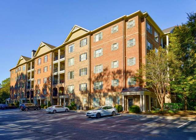 Property at 2300 Peachford Rd #1205, Dunwoody, GA 30338, 2 beds, 2 baths