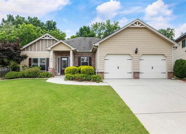 Property at 1650 Walking Horse Trl, Cumming, GA 30041, 3 beds, 2.5 baths