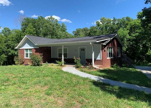 Property at 2467 Shady Grove Rd, Carrollton, GA 30116, 3 beds, 2 baths