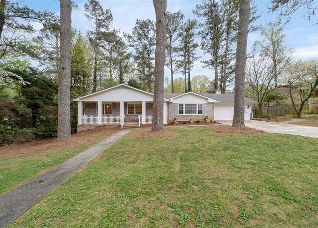 Property at 2000 Hill Rd, Marietta, GA 30062, 3 beds, 2 baths