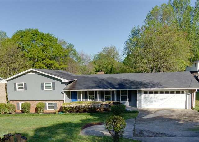 Property at 5130 Happy Hollow Rd, Atlanta, GA 30360, 4 beds, 3 baths