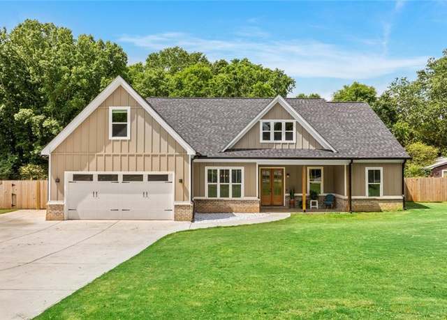 Property at 109 Plantation Rd, Winder, GA 30680, 4 beds, 3 baths