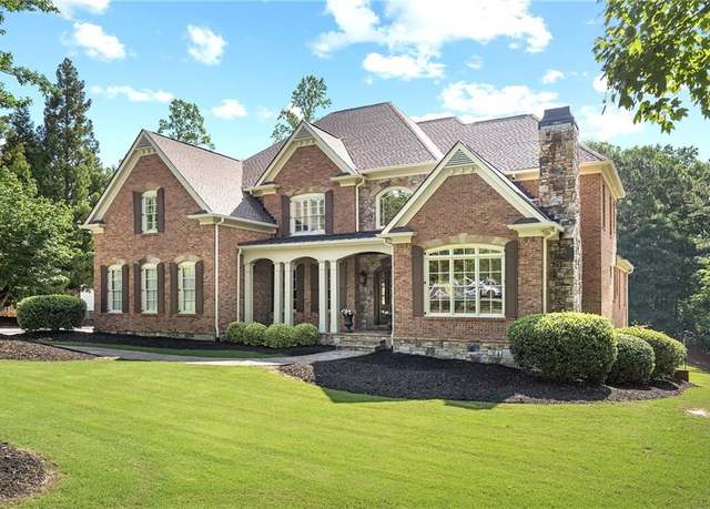 Property at 13037 Overlook Pass, Roswell, GA 30075, 6 beds, 7 baths