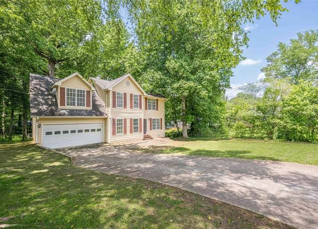 Property at 2563 Creek Ter, Snellville, GA 30078, 4 beds, 2.5 baths